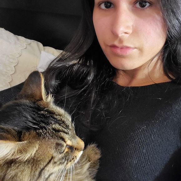 Meet your Posher, Christina - Picture 1 of 1